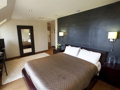 Finch's Arms Inn 4*